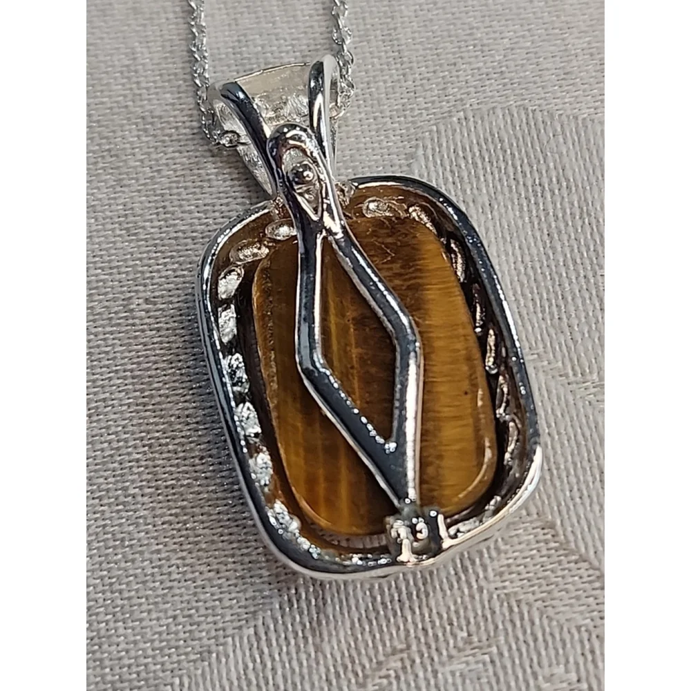 Madison Studios Sterling Silver Stone Pendant Necklace 18 Inch